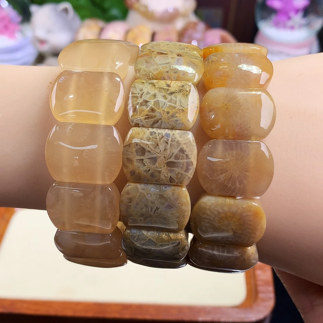 硅化珊瑚（珊瑚玉）未镶嵌吊坠(赠链)30号手排200一个