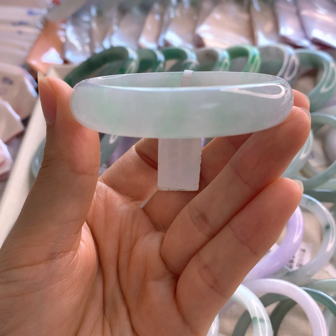 翡翠未镶嵌手镯贵妃53