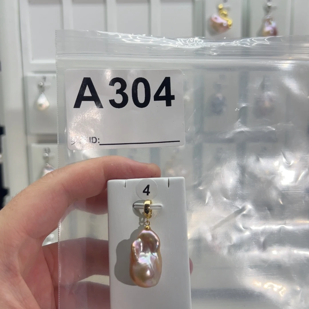 颈饰合金淡水珍珠