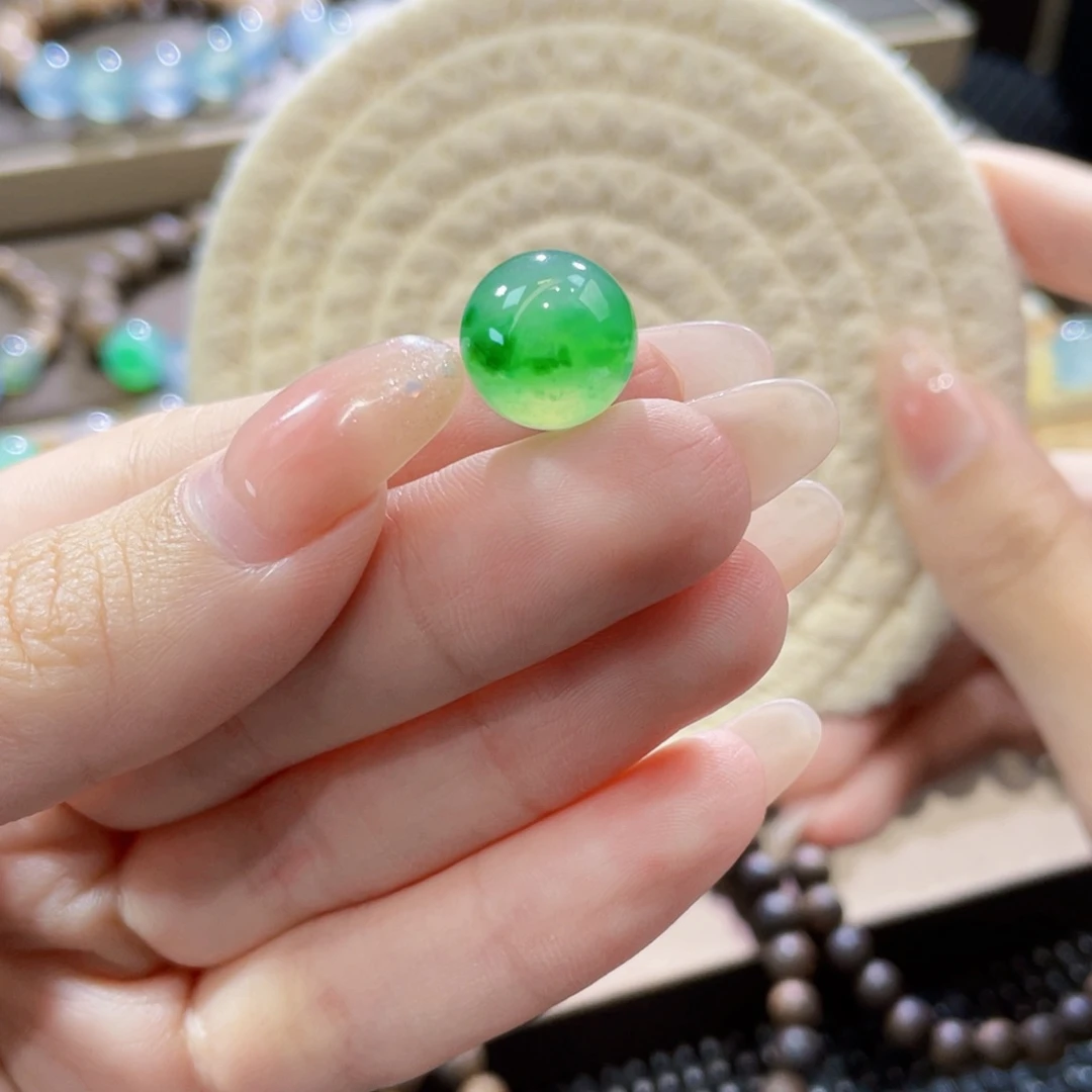 翡翠未镶嵌手链卡12.5冰飘阳绿