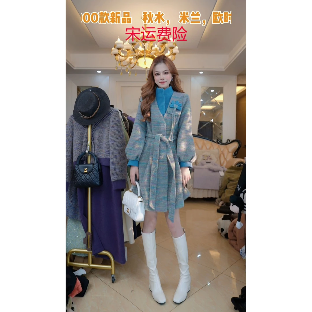 毛呢外套2025年秋冬新款女装时尚气质减龄显瘦加厚大衣A810241