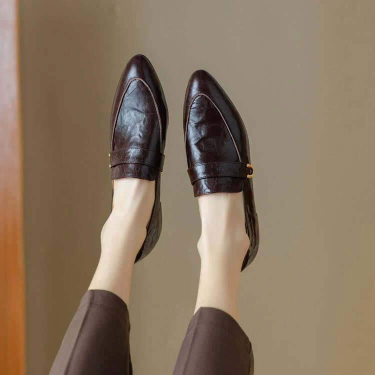 法式春秋新款英伦风气质尖头乐福鞋女平底深口复古单鞋女