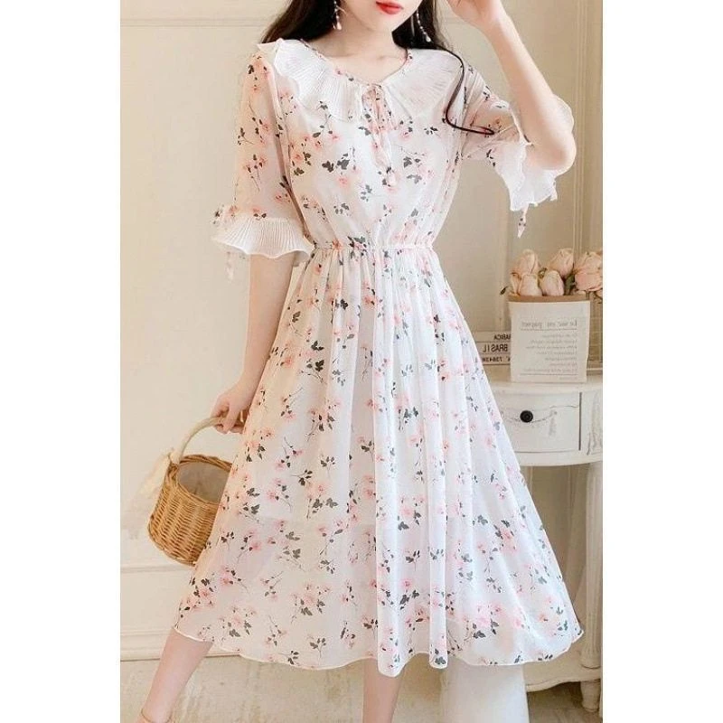 娃娃领仙女碎花连衣裙初恋夏新款温柔法式裙子薄款女夏小个子202