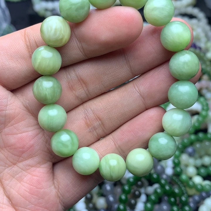 和田玉未镶嵌手串黑羊洞碧玉 薄荷绿色调