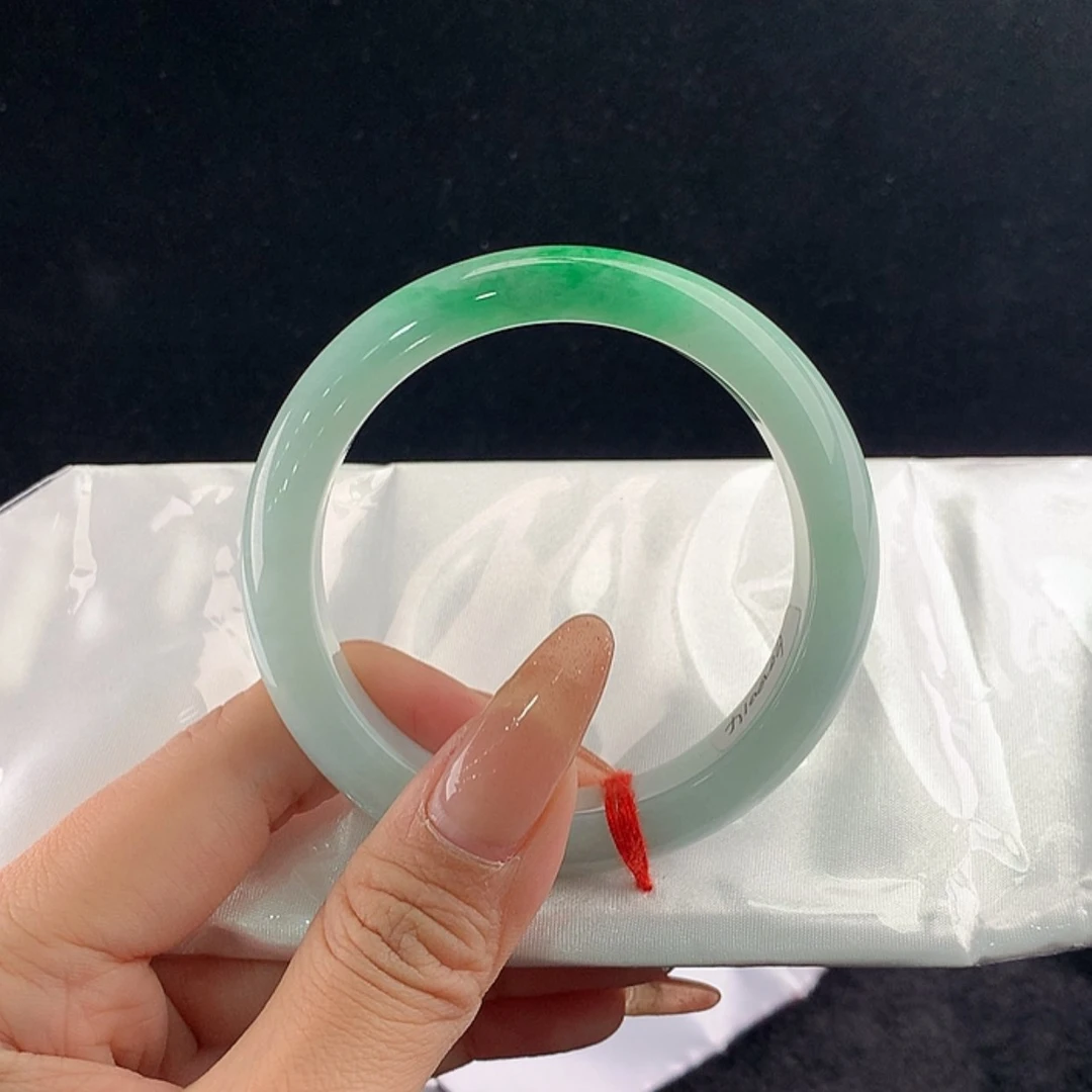 【闪购商品】未镶嵌手镯翡翠正57