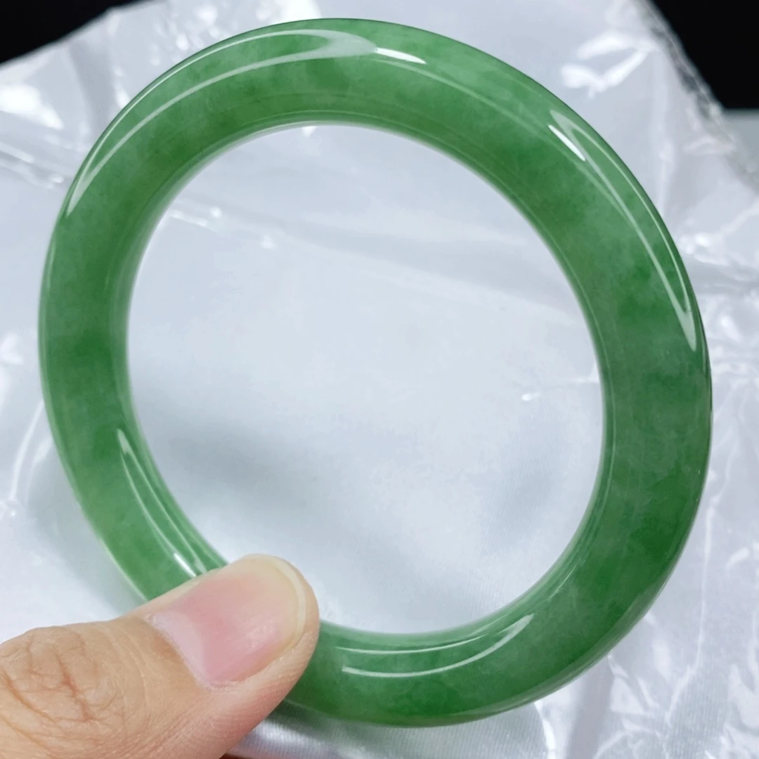 翡翠手镯未镶嵌55.2圈口圆条