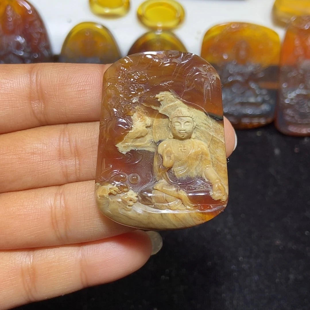 琥珀未镶嵌颈饰缅甸天然琥珀吊坠