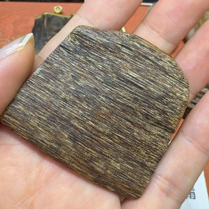 大叶紫檀（黑酸枝木类）