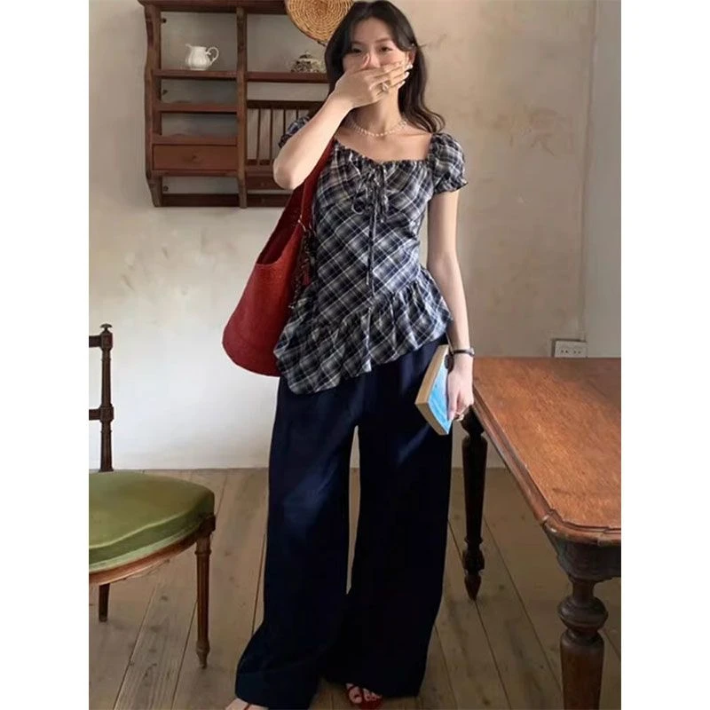 法式复古格纹不规则短袖上衣夏季新款显瘦衬衫女装方领设计感上衣