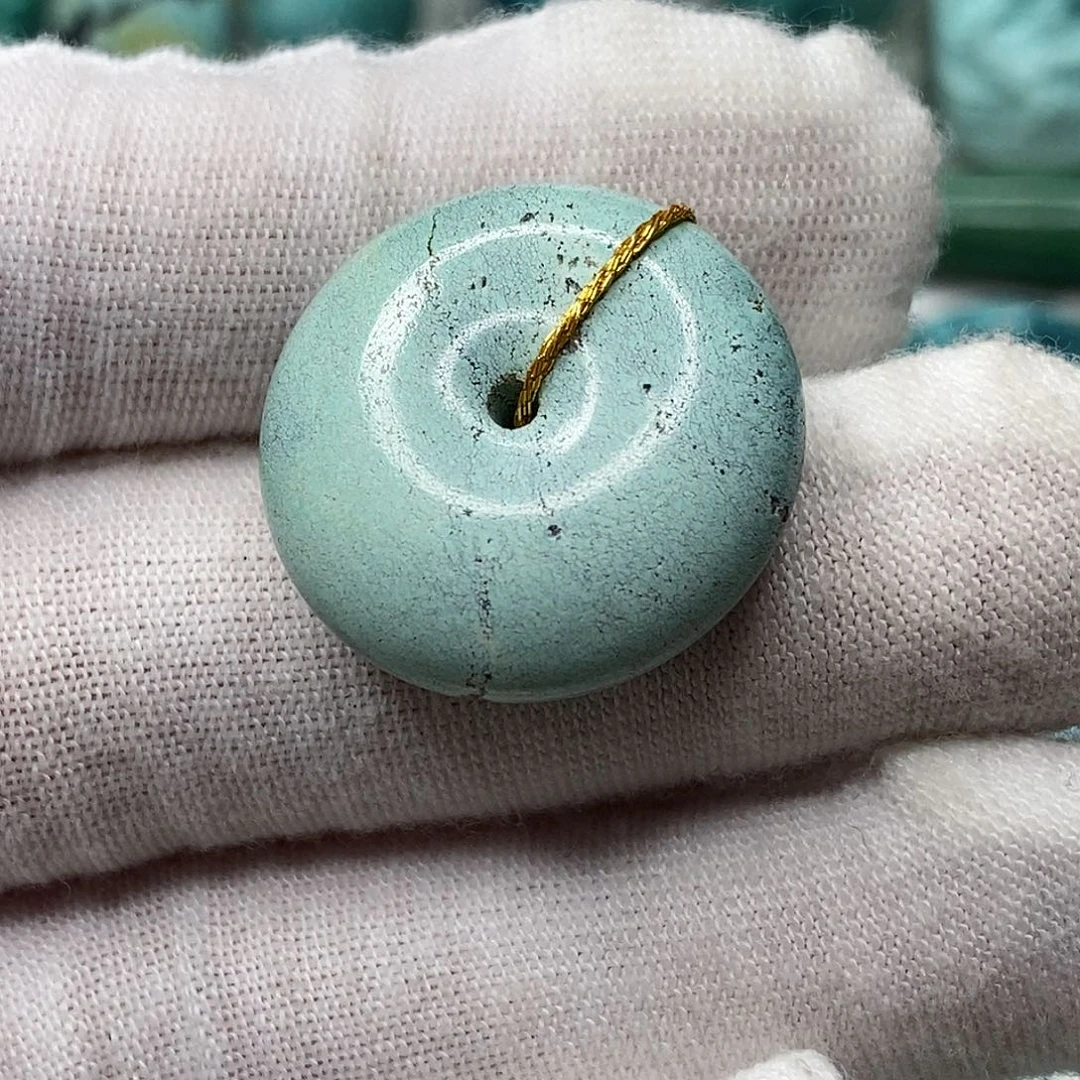 未镶嵌绿松石天然原矿 带武汉地大证书