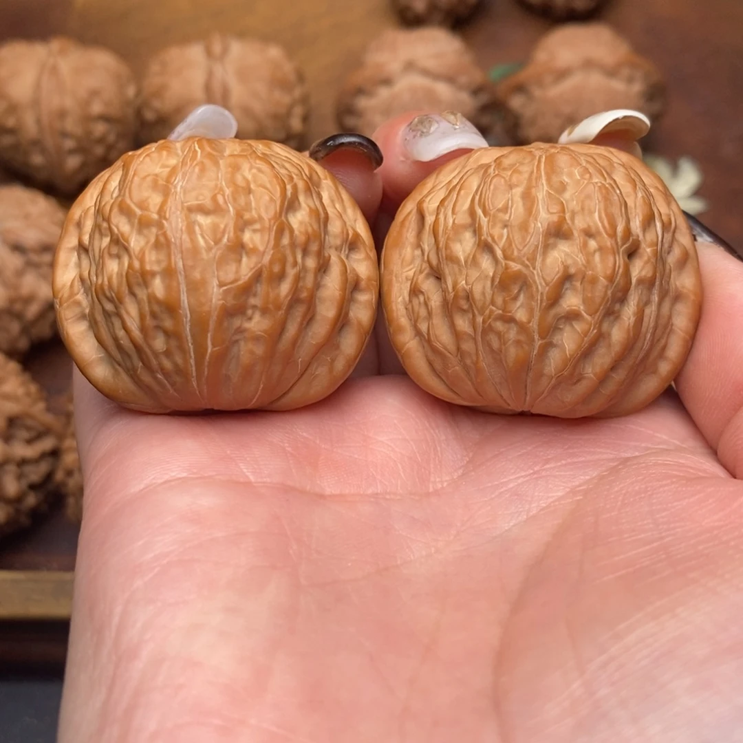 顔***志把件文玩核桃铁锤39 S1号