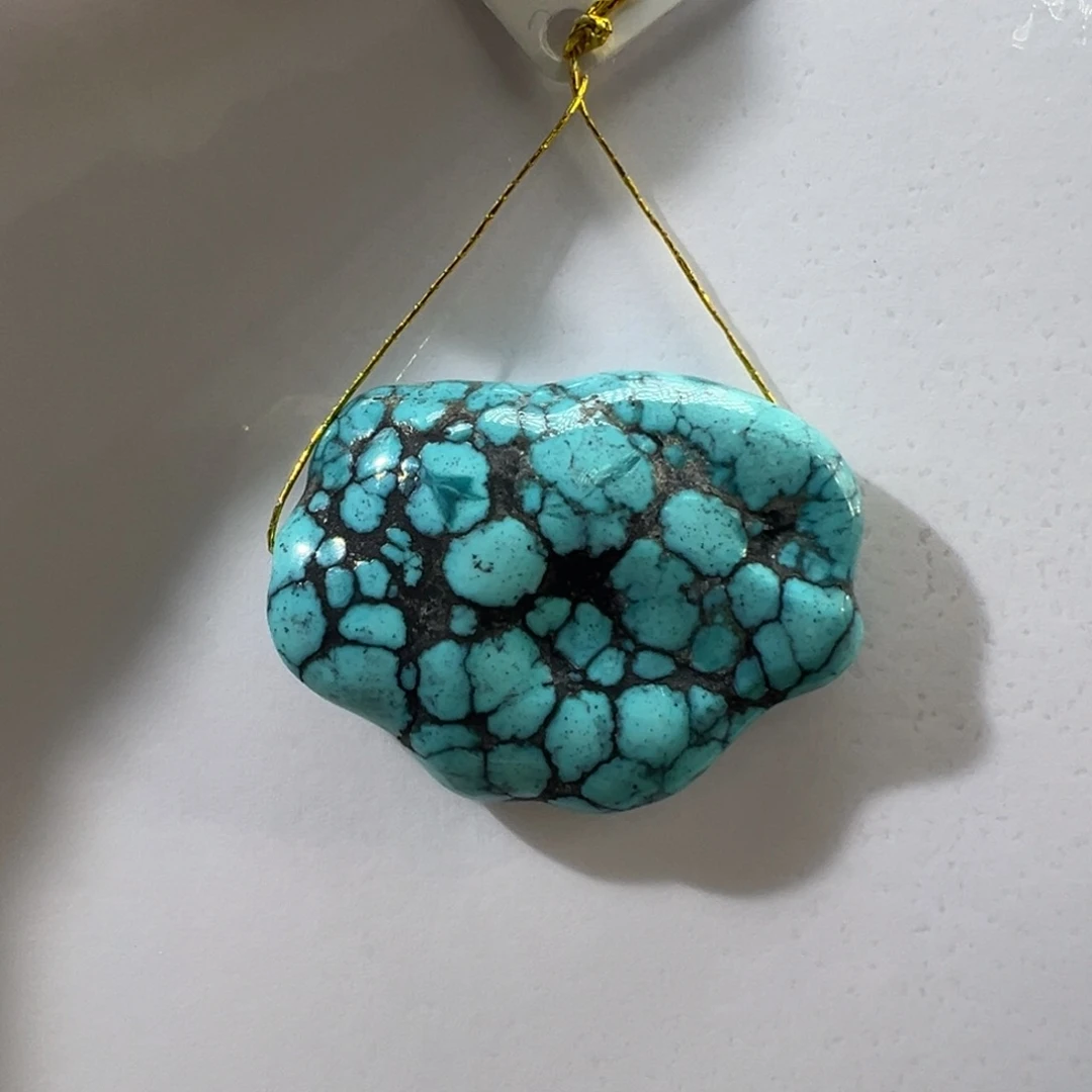 绿松石未镶嵌挂件