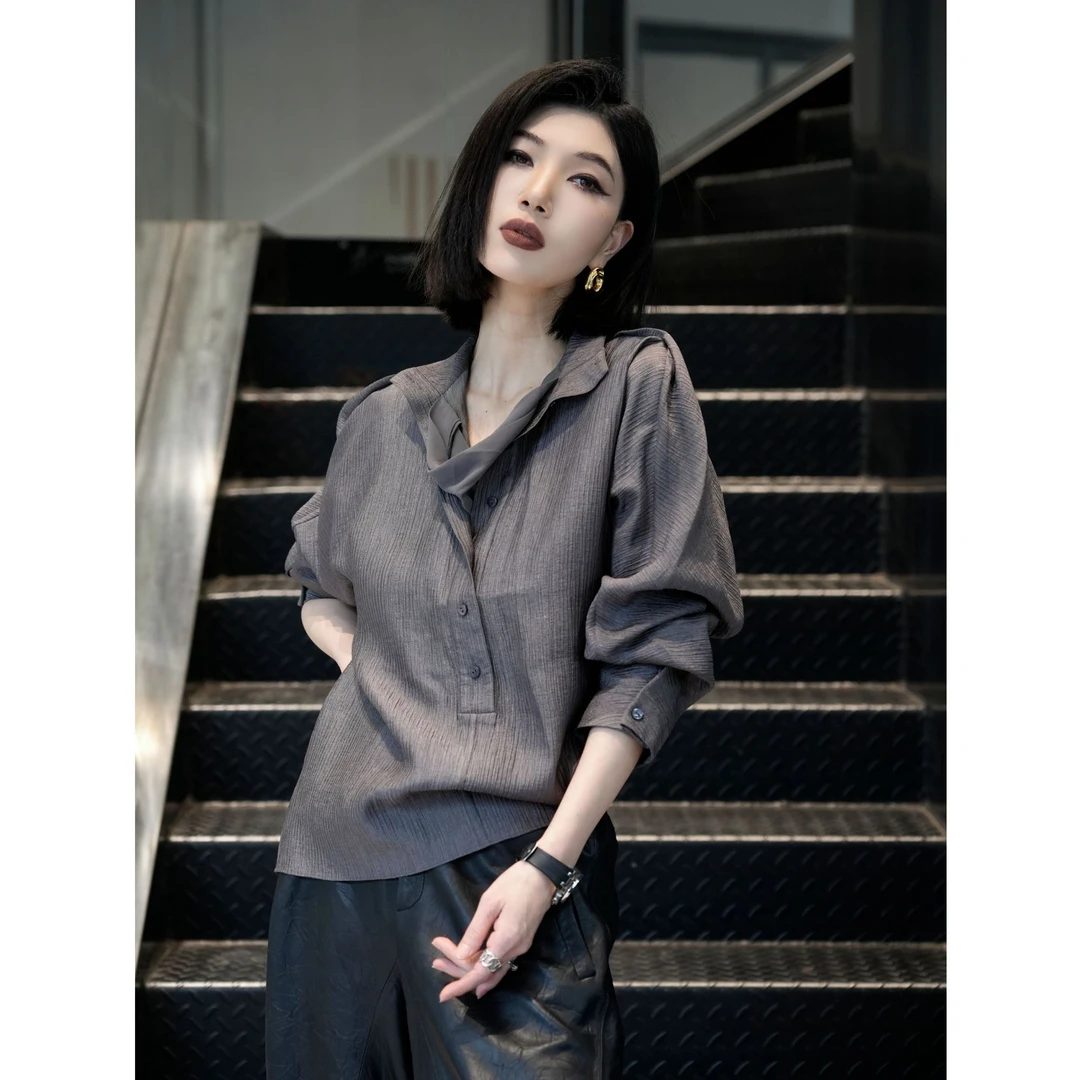 【月夜银霜】Z·R上品屋 设计感荡领拼接褶皱肌理长袖衬衫