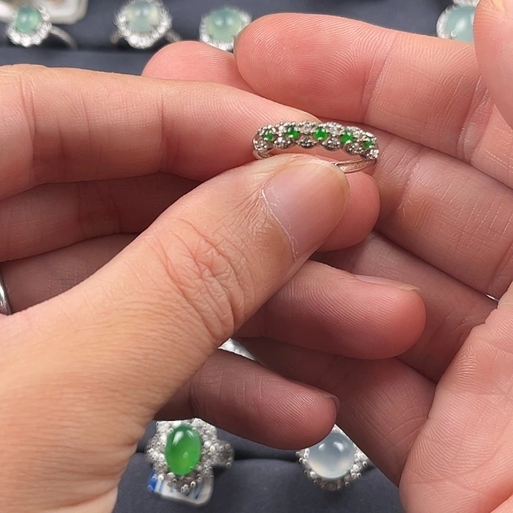 翡翠银S925镶嵌戒指缅甸A货翡翠