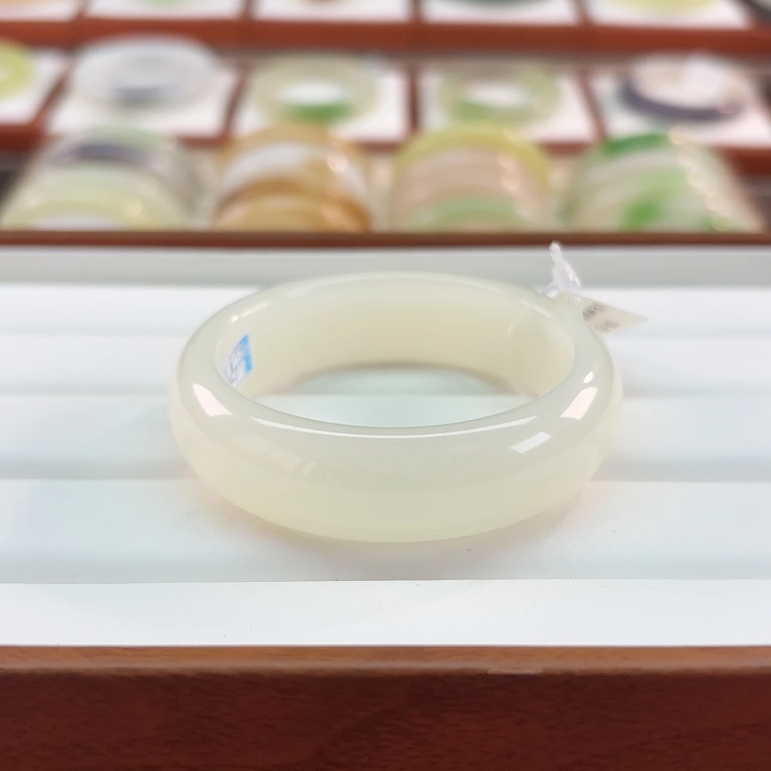 和田玉未镶嵌手镯【冰暖白 轮胎镯】