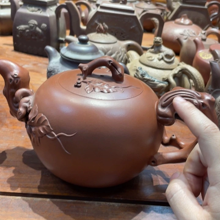 乐***师茶壶本山绿泥紫砂艺术学院