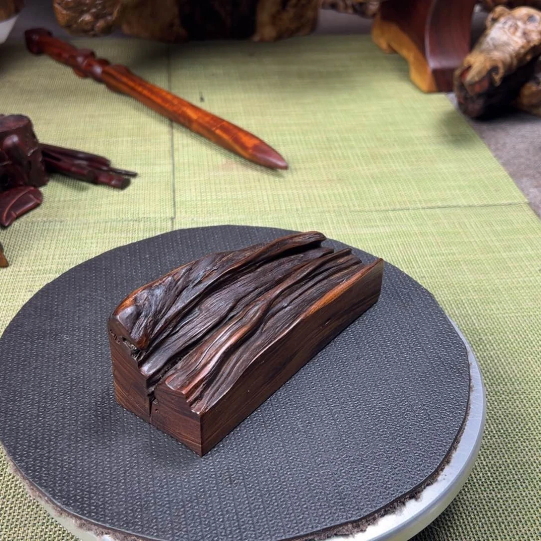 大果紫檀（缅甸花梨）秋**雨