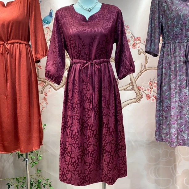 3018 新款高品质花萝时尚气质收腰显瘦连衣裙