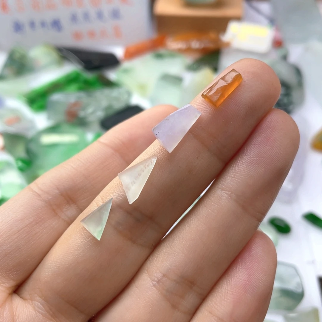 珊***珊定制翡翠未镶嵌天然缅甸翡翠