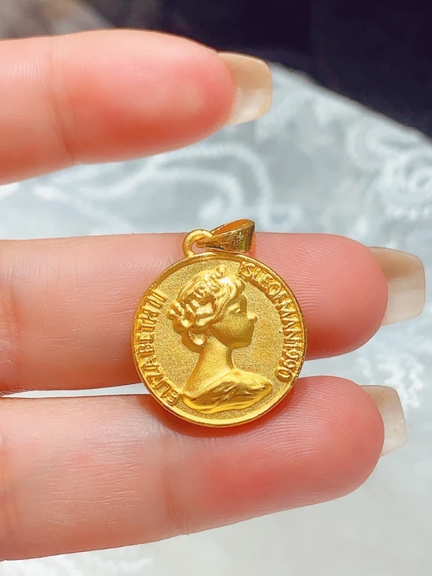 足金999 女王吊坠（多样性发货，