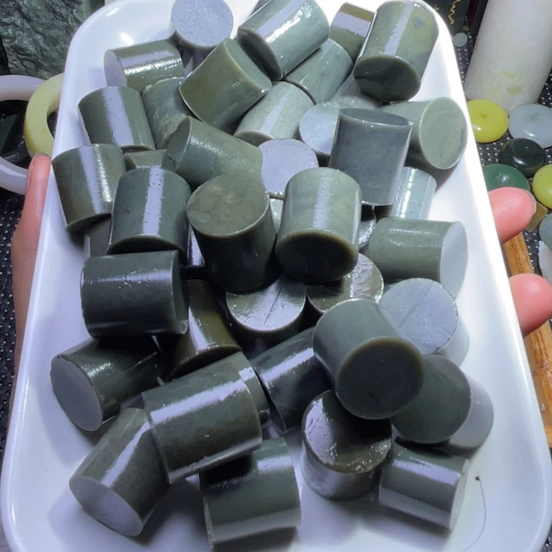 未镶嵌和田玉珠宝半成品