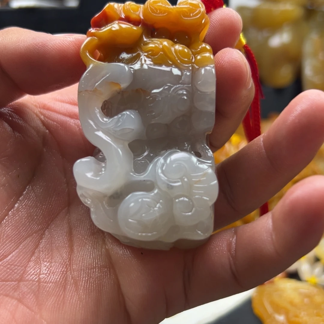 石英质玉（黄龙玉）未镶嵌多选发其一