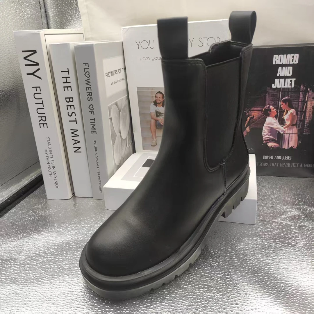 肥仔女鞋 1085 黑色 南寒软油皮新款百搭时尚圆头粗跟短靴女靴子