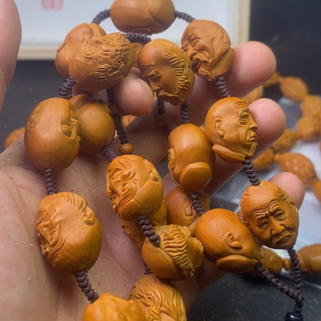 吊坠橄榄核十八罗汉脖挂