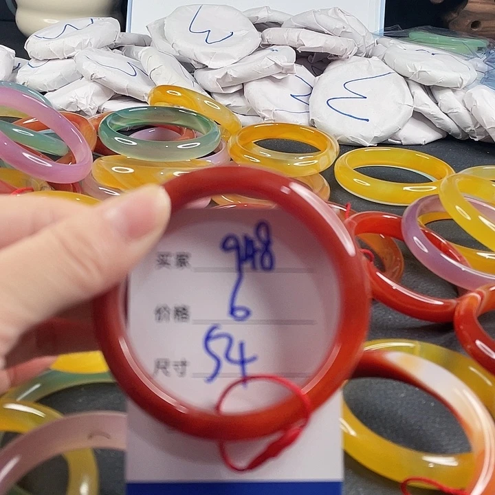 玛瑙/玉髓未镶嵌手镯