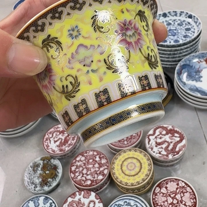 瓷片黄珐琅彩二才马蹄盖碗