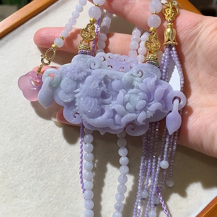 翡翠未镶嵌颈饰翡翠吊坠