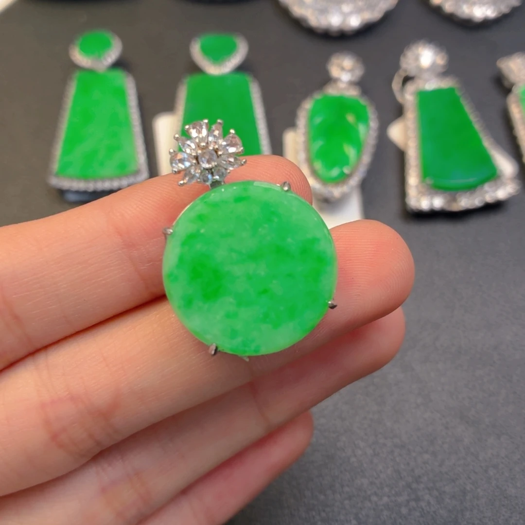 翡翠银S925镶嵌颈饰