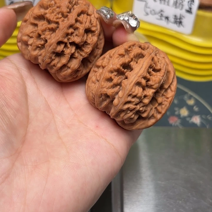 文玩核桃吊坠43-31883-02