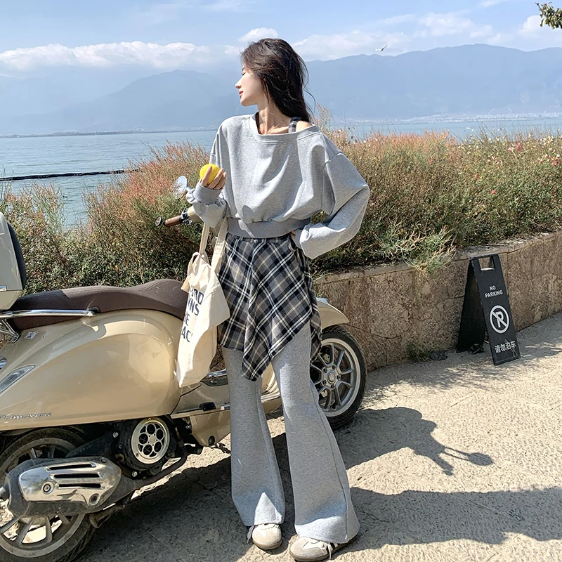 灰色小心机露肩减龄卫衣套装女2025春季新款格子屁帘休闲裤两件套