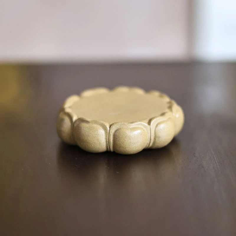 【纳兰】莲花底座(泥黄)（Q3439）