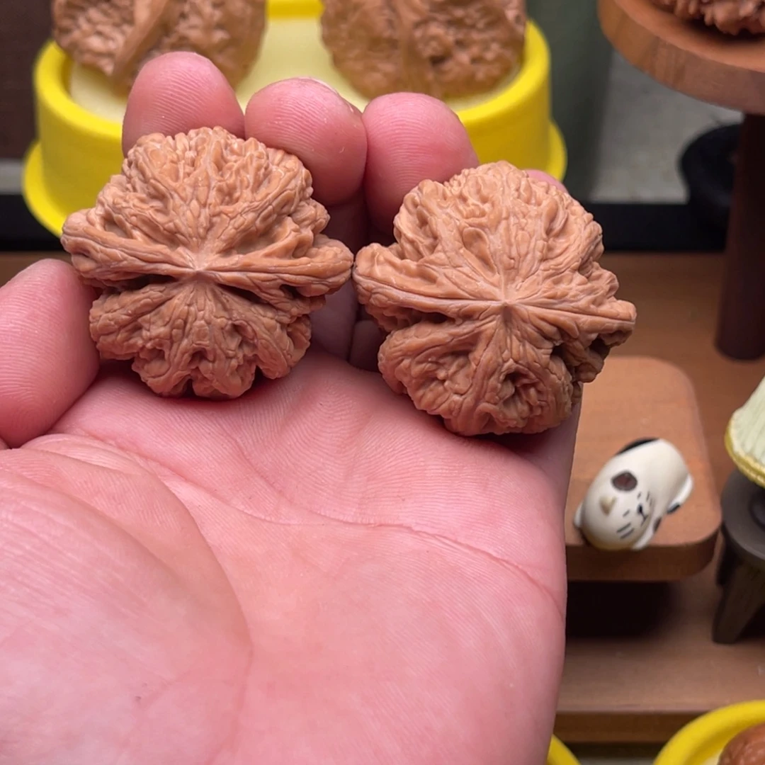 文玩核桃吊坠41粗筋  105