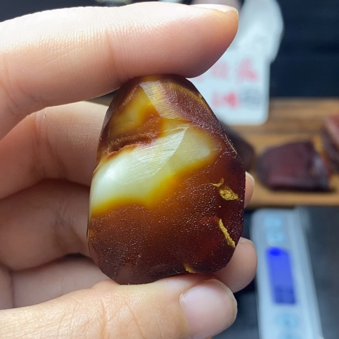 未镶嵌定制蜜蜡石