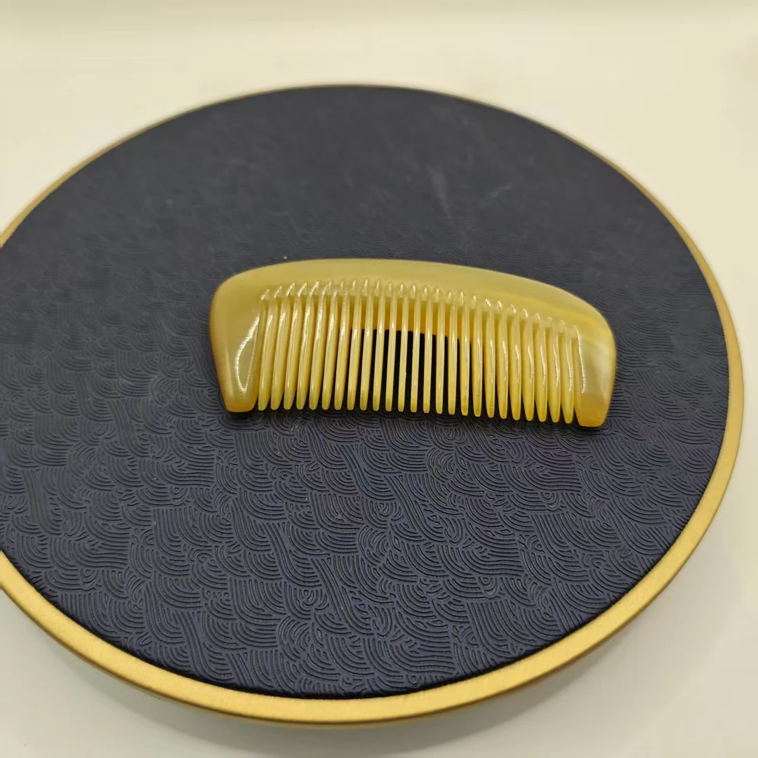 3号C69西西黄色时尚梳子