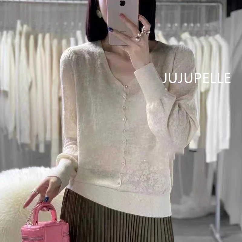 绵羊毛气质款v领钩花打底衫2024款洋气毛衣女宽松针织衫