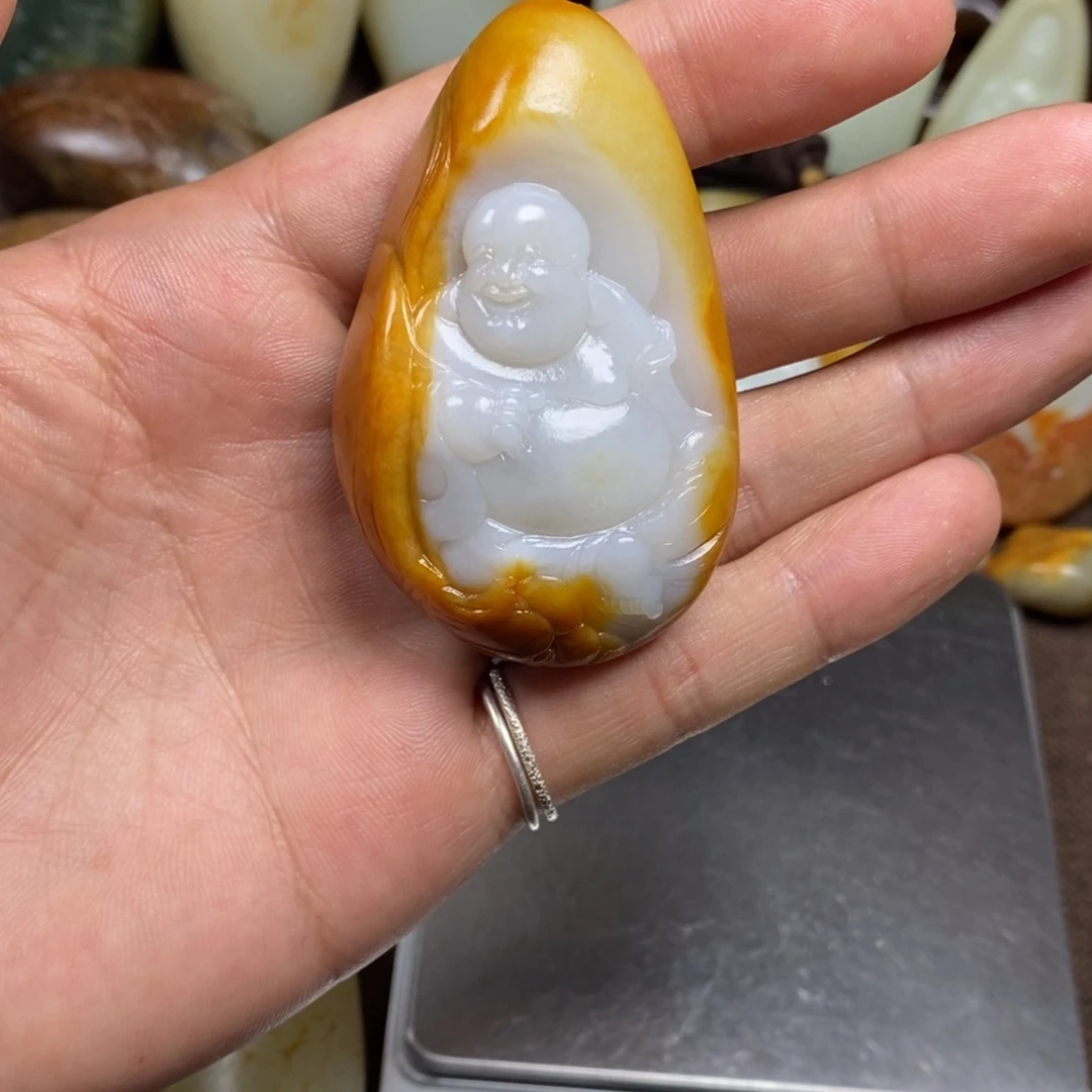 凡***人和田玉未镶嵌把件