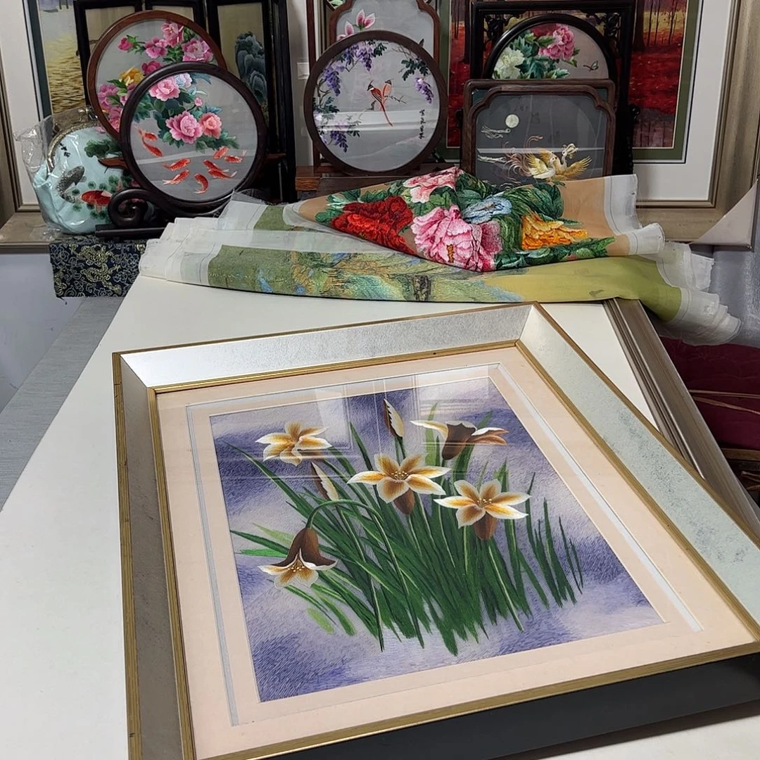 舞***彩刺绣纯手工刺绣画