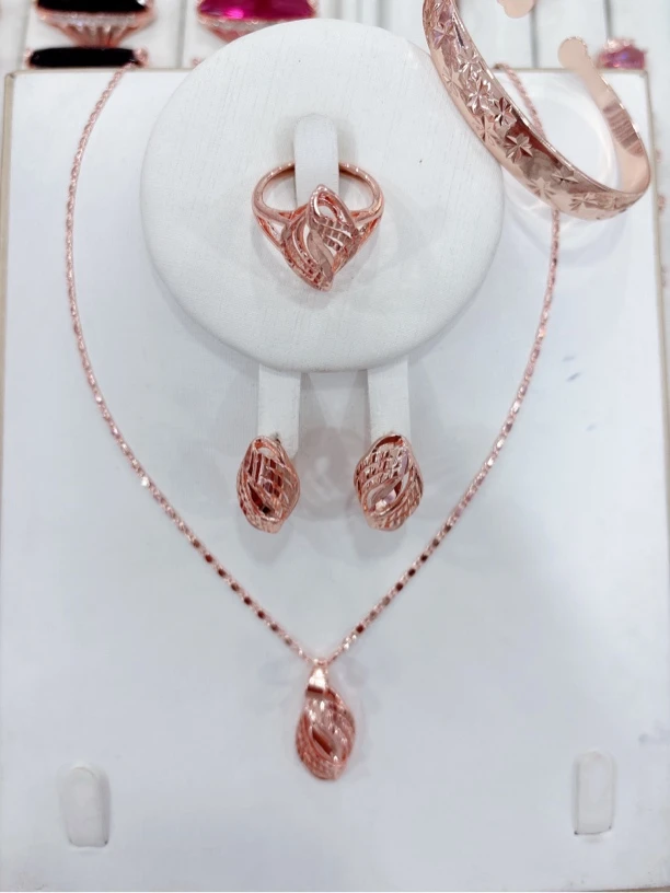 铜合金合成锆石耳饰 3012蛹形车花耳环戒指吊坠项链三件套首饰