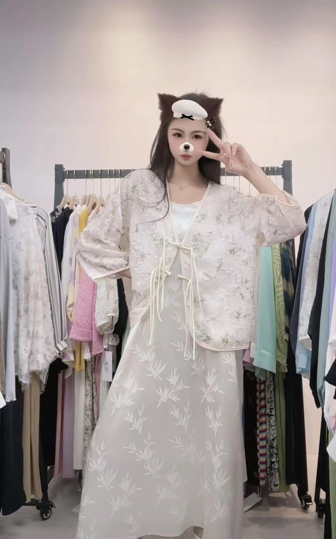 【V501-V683】2025年夏季网红款连衣裙大码套装