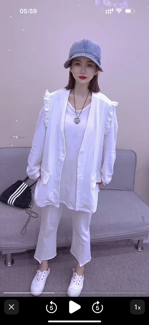 6892甜美风拼接秋季薄款马甲V领马夹气质宽松休闲韩系