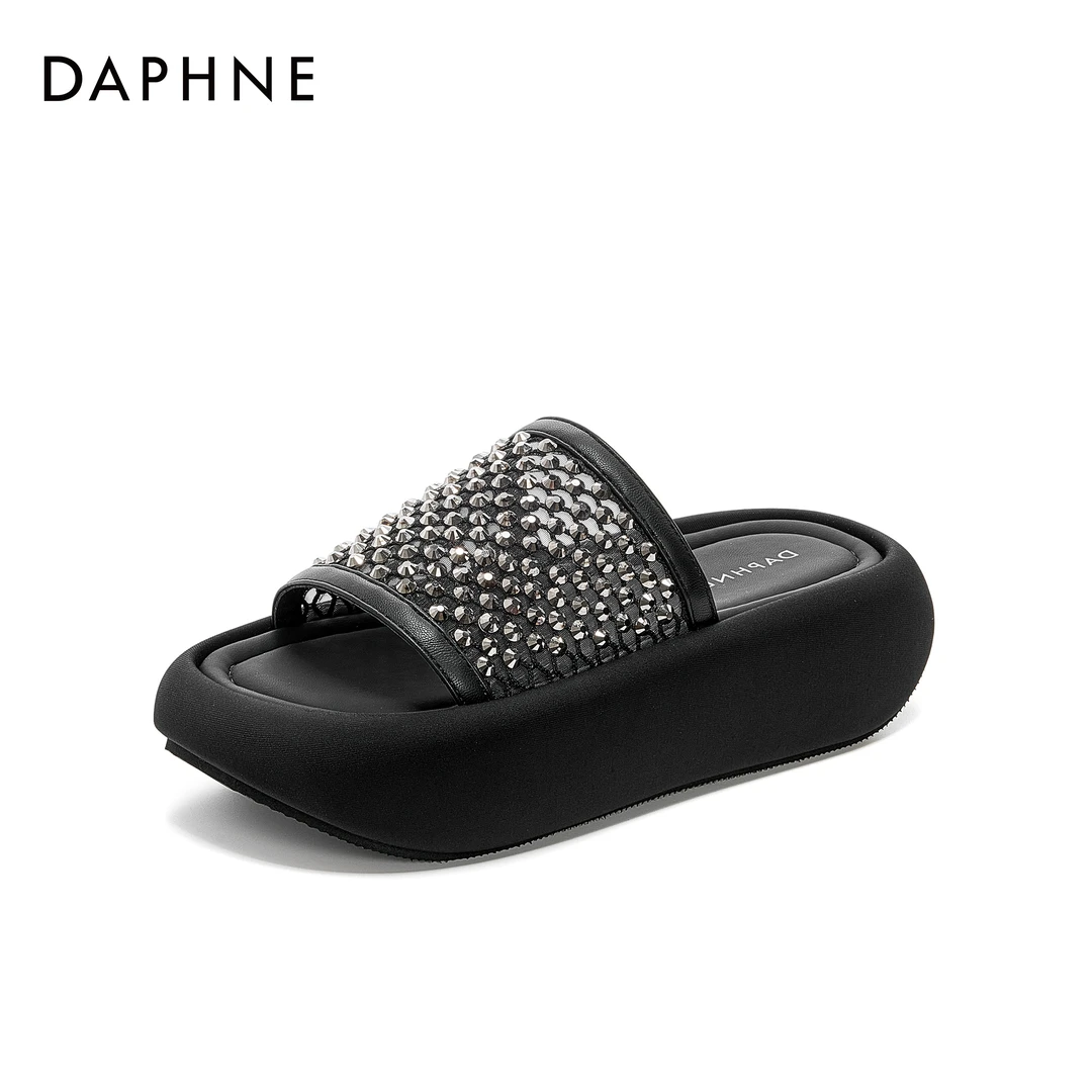 【宋茜代言】达芙妮2025夏季沙滩耐磨增高一字拖坡跟平底休闲凉拖鞋