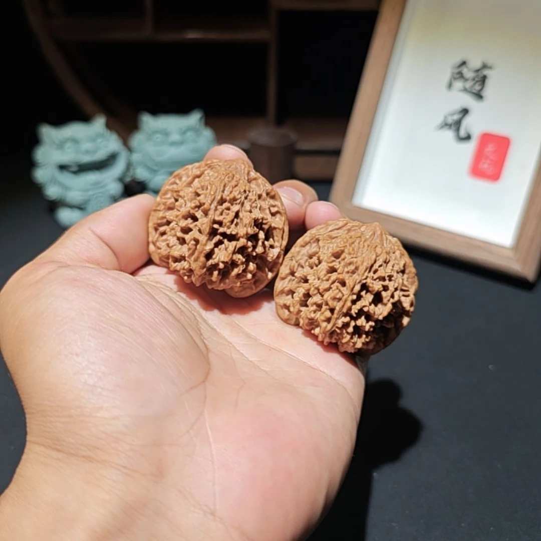 核桃把件45尺寸满天星