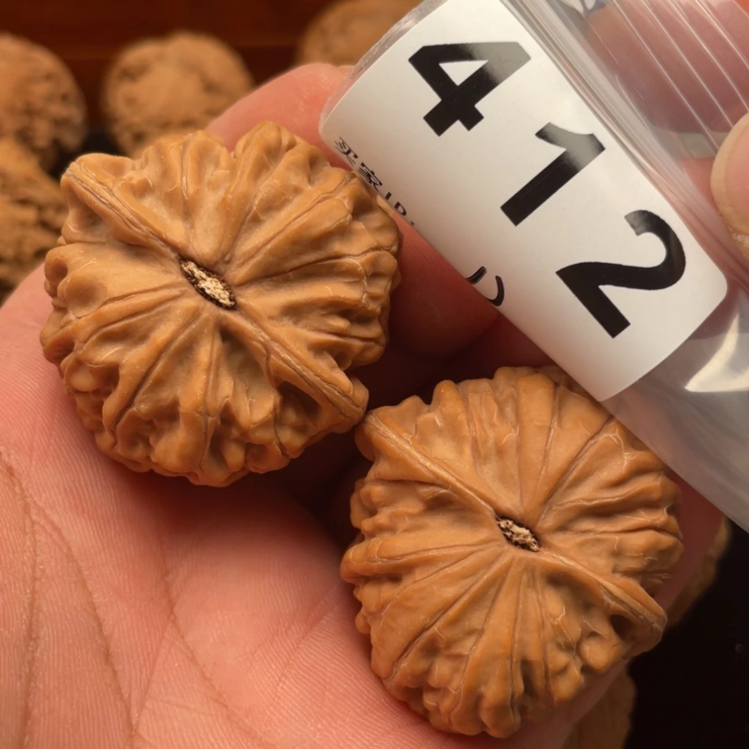 文玩核桃吊坠℡****⁰凤凰台