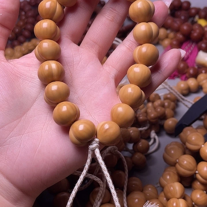 吃***饱手串猴头核桃16尺寸镜面柯基屁桃手持全品无暇