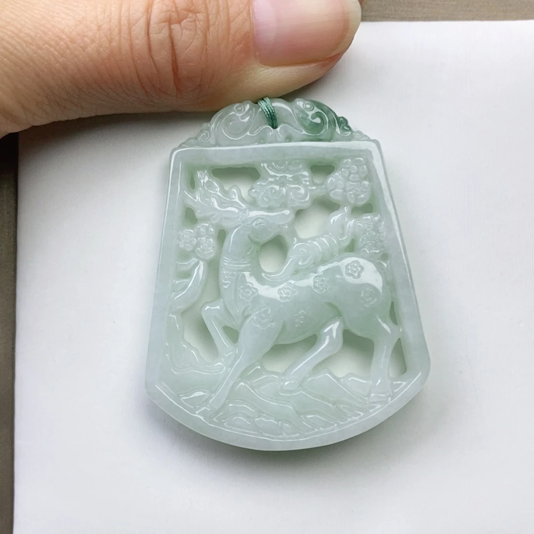 翡翠颈饰未镶嵌云*一路有你