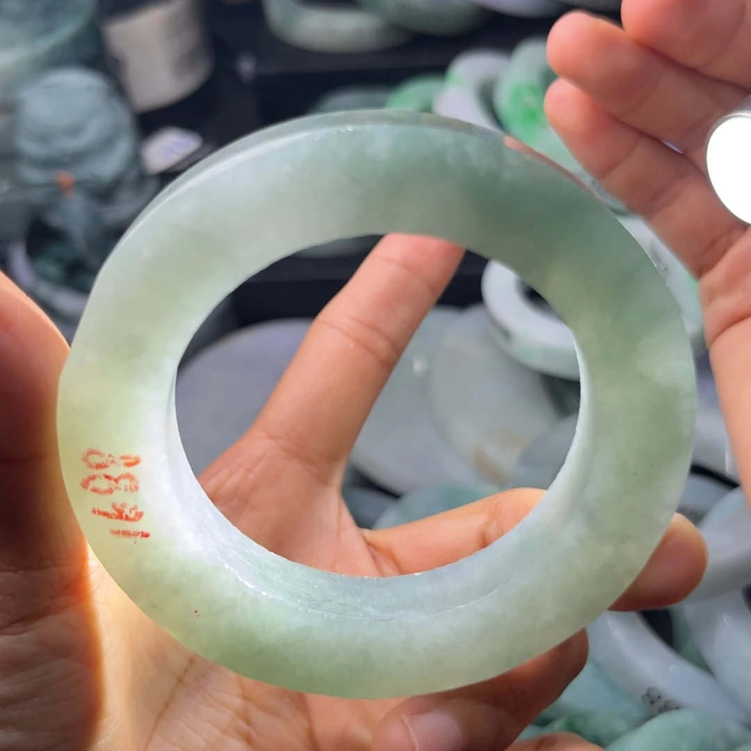 未镶嵌翡翠手镯未镶嵌定制翡翠